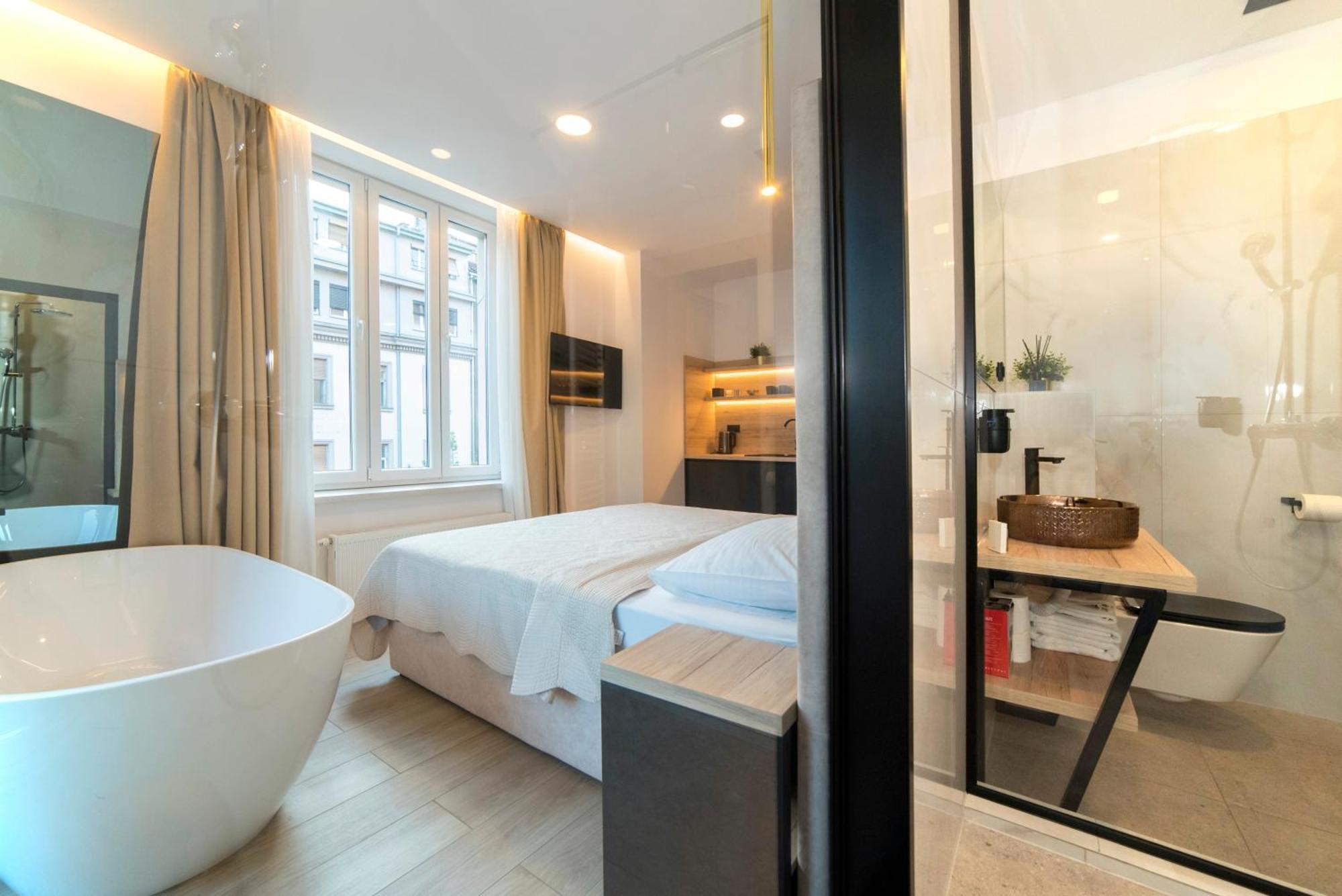 Evita Accommodation Zagreb Room photo